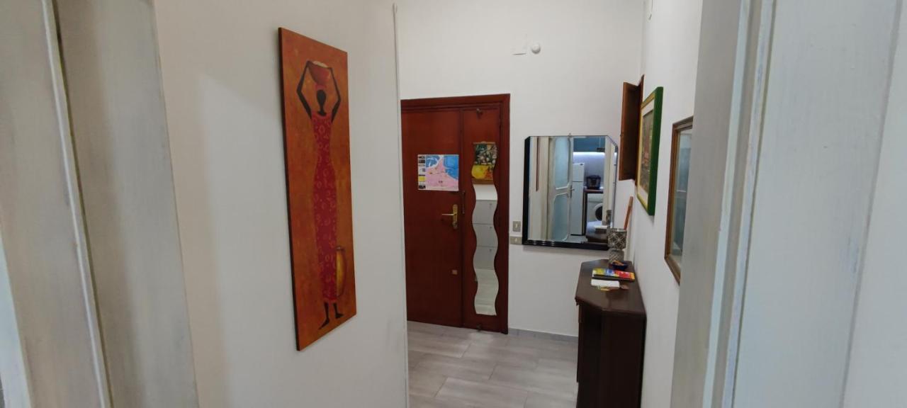 Super Central Studio, No Noise, Near Seaside, Shops Bari Luaran gambar